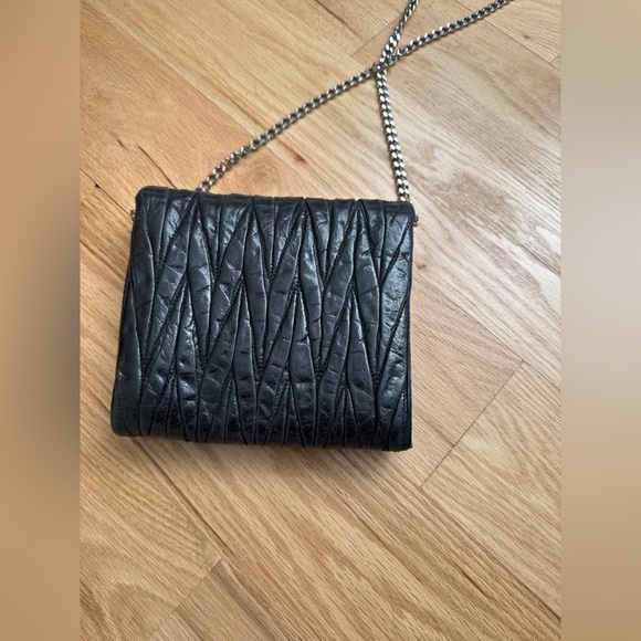 Miu Miu Black Matelassé Leather Chain Crossbody Bag - Picture 5 of 7